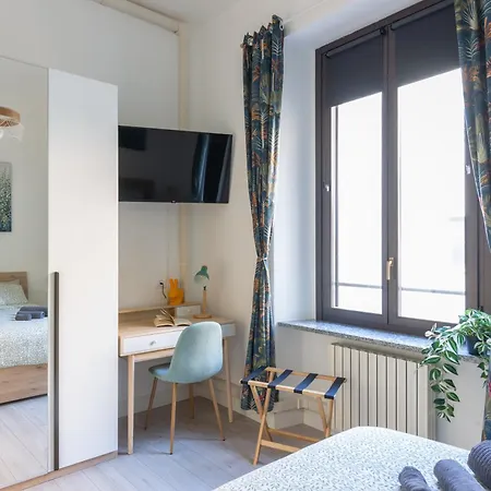 Ourjoy Condo, Free Parking, Ac, Wifi - M Gioia47, Station, Porta Nuova, Apartmán