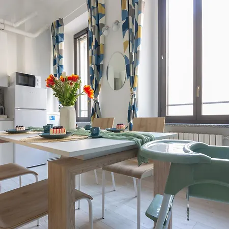Ourjoy Condo, Free Parking, Ac, Wifi - M Gioia47, Station, Porta Nuova, Apartmán *