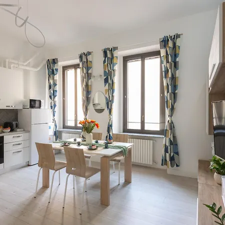 Ourjoy Condo, Free Parking, Ac, Wifi - M Gioia47, Station, Porta Nuova, * Milán