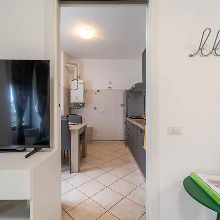 Ourjoy & Skyjoy Units - Via M Gioia, 47 - Wifi, 1 Private Parking, Station, *