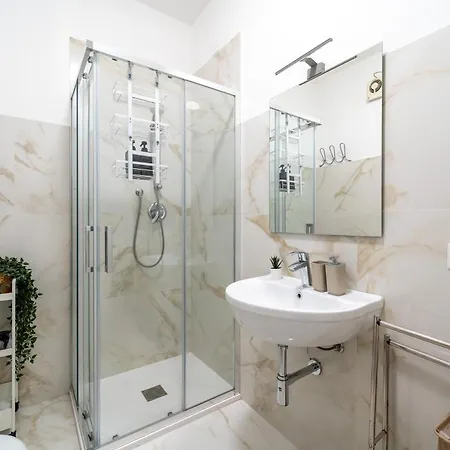 Appartement Ourjoy & Skyjoy Units - Via M Gioia, 47 - Wifi, 1 Private Parking, Station, Milaan