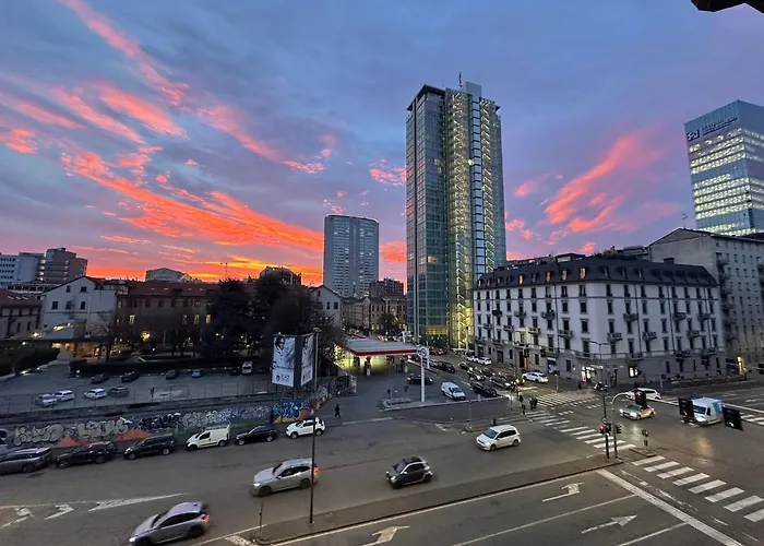 Ourjoy & Skyjoy Units - Via M Gioia, 47 - Wifi, 1 Private Parking, Station, Apartment *